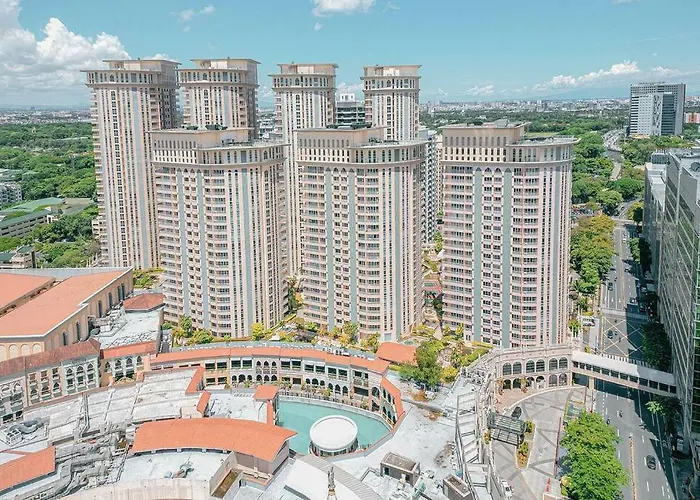 At Venice Mall, Near Airport, Bgc & Makati Апартаменты *