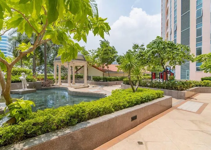 At Venice Mall, Near Airport, Bgc & Makati Апартаменты